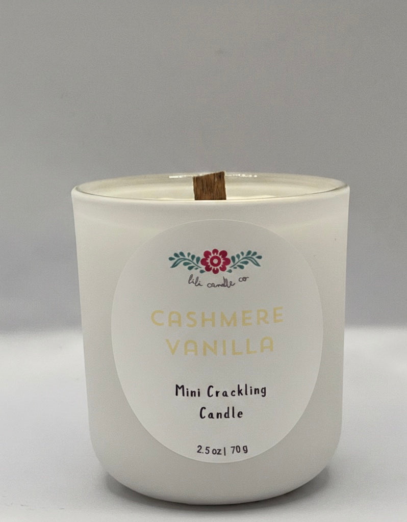 Cashmere Vanilla 2.5 oz Crackling Wooden Wick Candle