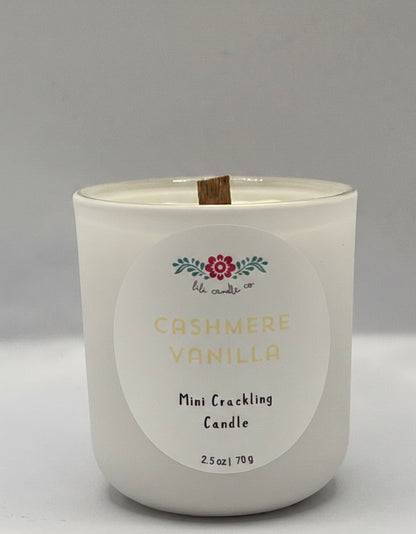 Cashmere Vanilla 2.5 oz Crackling Wooden Wick Candle
